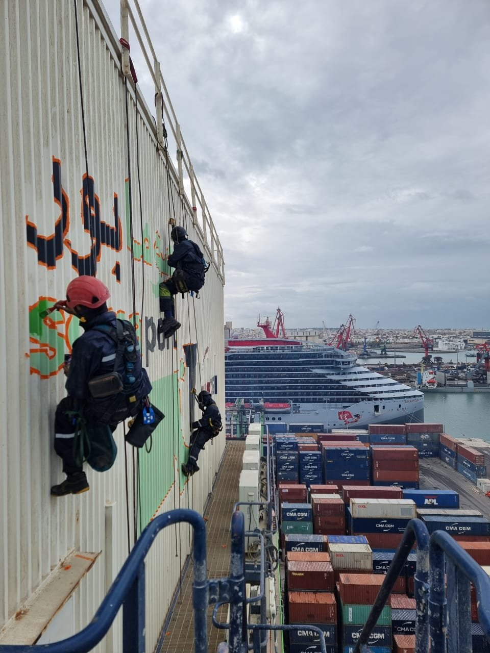 Travaux portuaires et peinture en hauteur